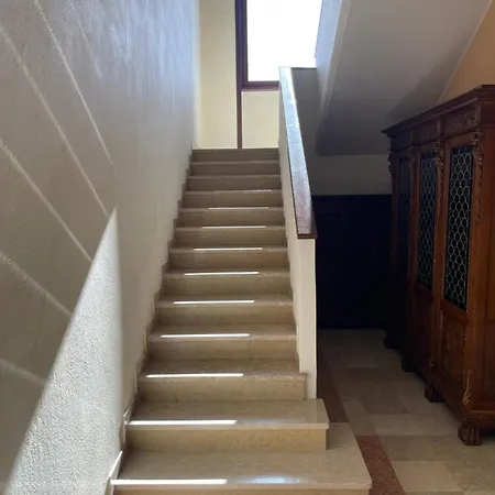 Costanza Bed & Breakfast 4*